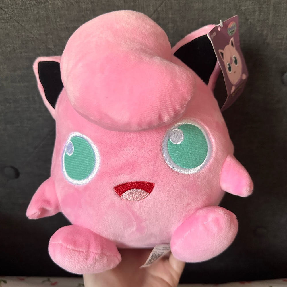 Pokemon original Jigglypuff pink adorable anime Pokemon plushie new with tags